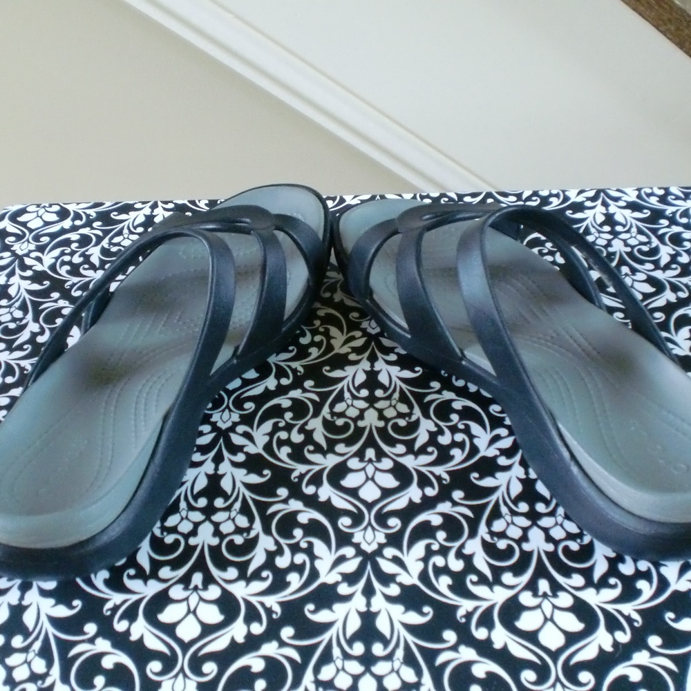 Croc's - Picture 3 of 8
